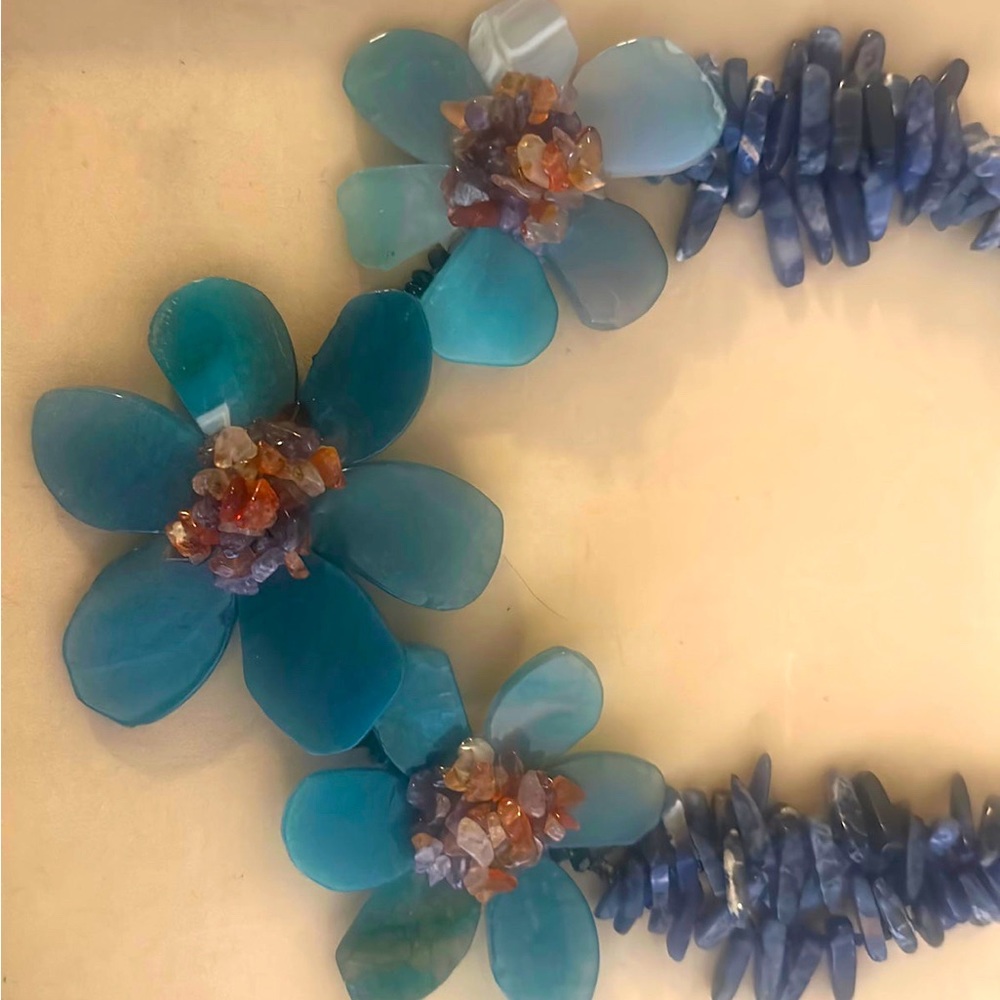 Natural stone necklace